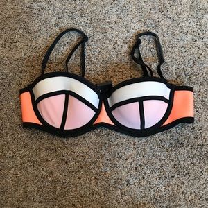 Triangl - Bikini Top